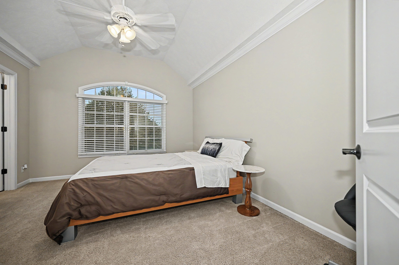 18 Stonebrook Court Property Photo 94