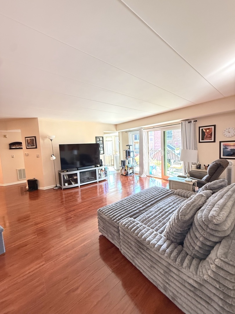 9410 Melvina Avenue 2sw Property Photo 9