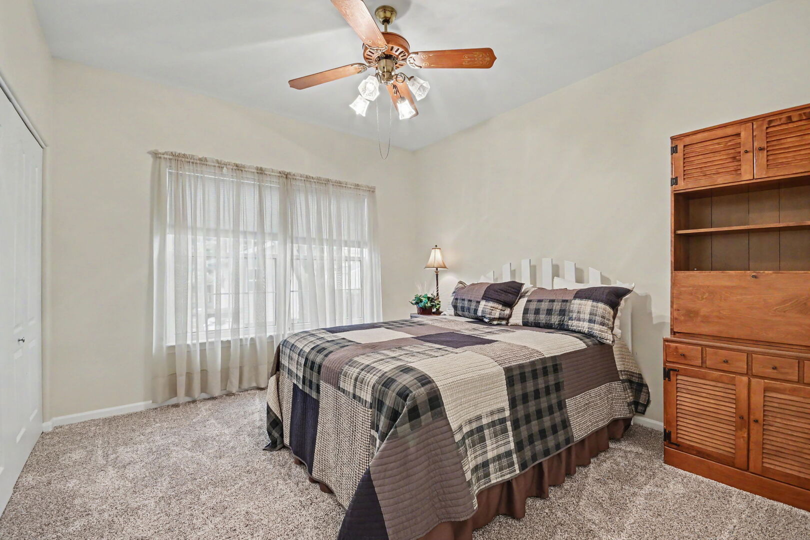 1805 Country Hills Drive Property Photo 19