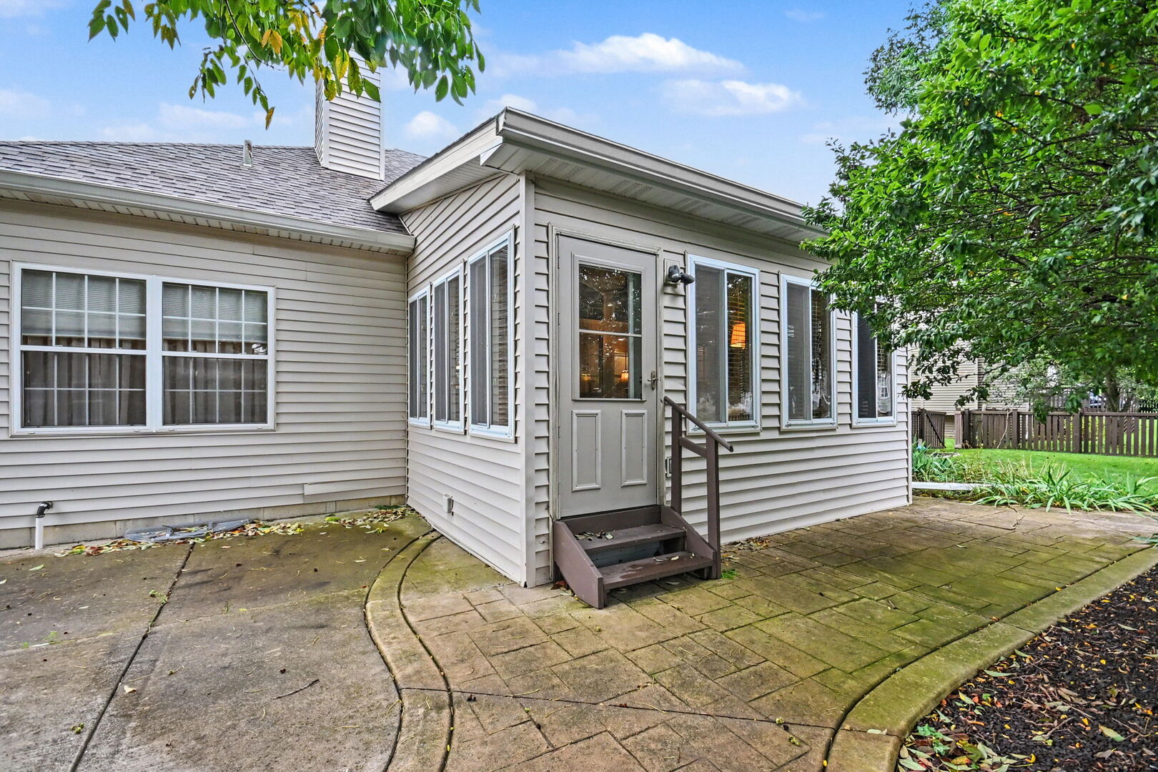 1805 Country Hills Drive Property Photo 24