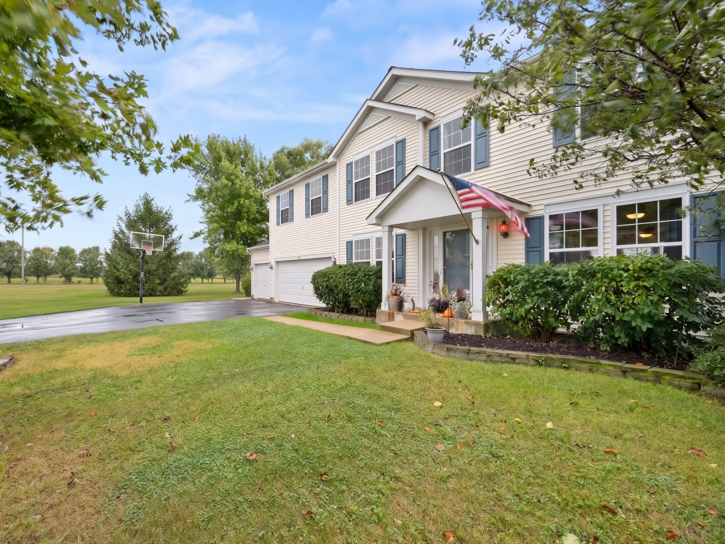 1514 Elizabeth Court Property Photo 3