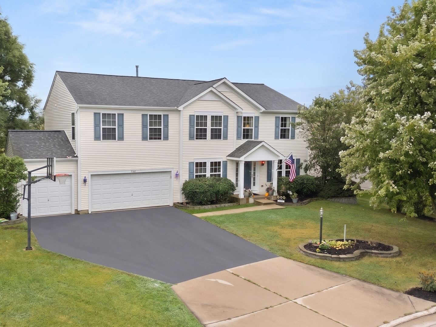 1514 Elizabeth Court Property Photo 4