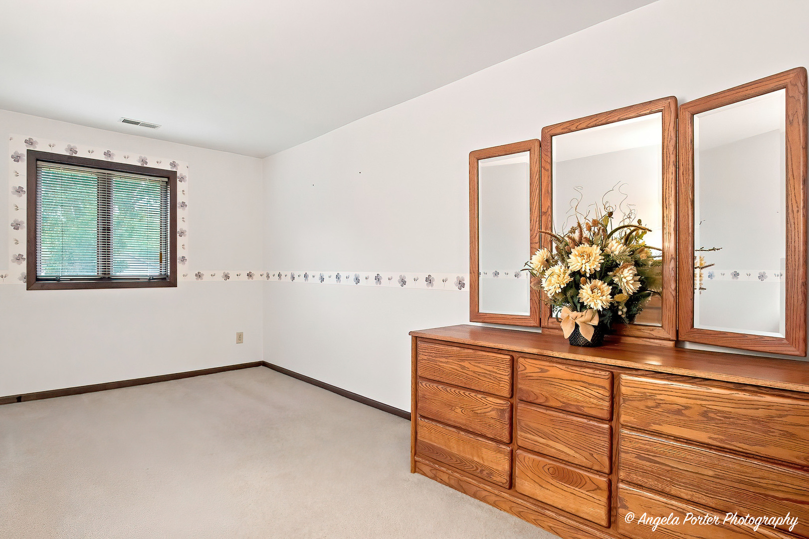 6424 Mccullom Lake Road Property Photo 32