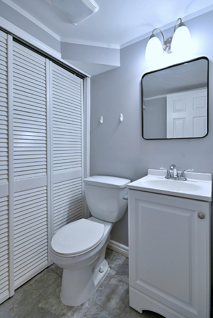 8164 N Carrolton Court Property Photo 28