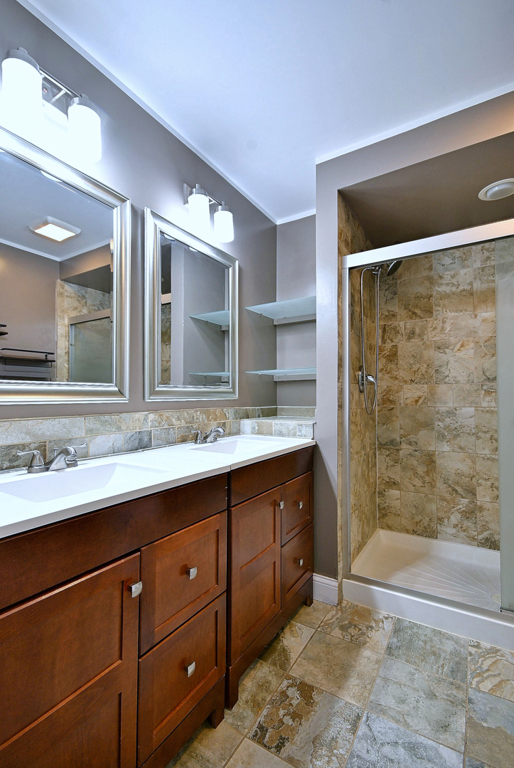 8164 N Carrolton Court Property Photo 35