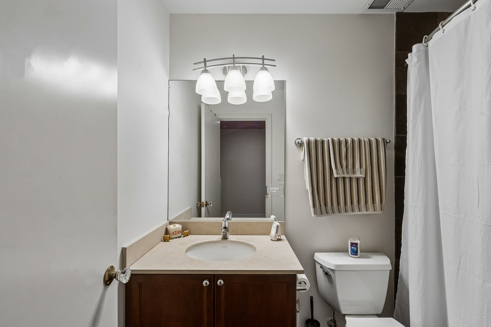 3991 S Drexel Boulevard C Property Photo 14
