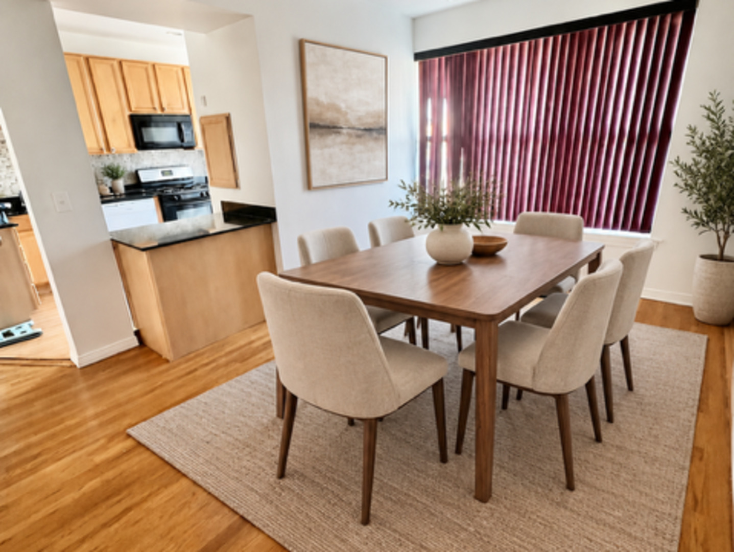 5423 S Michigan Avenue 3s Property Photo 3