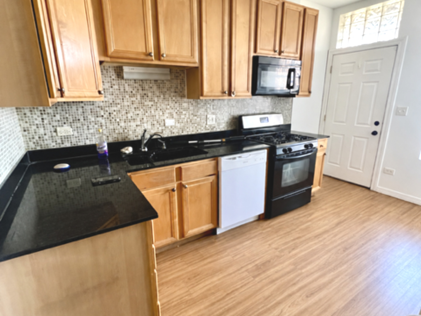 5423 S Michigan Avenue 3s Property Photo 5