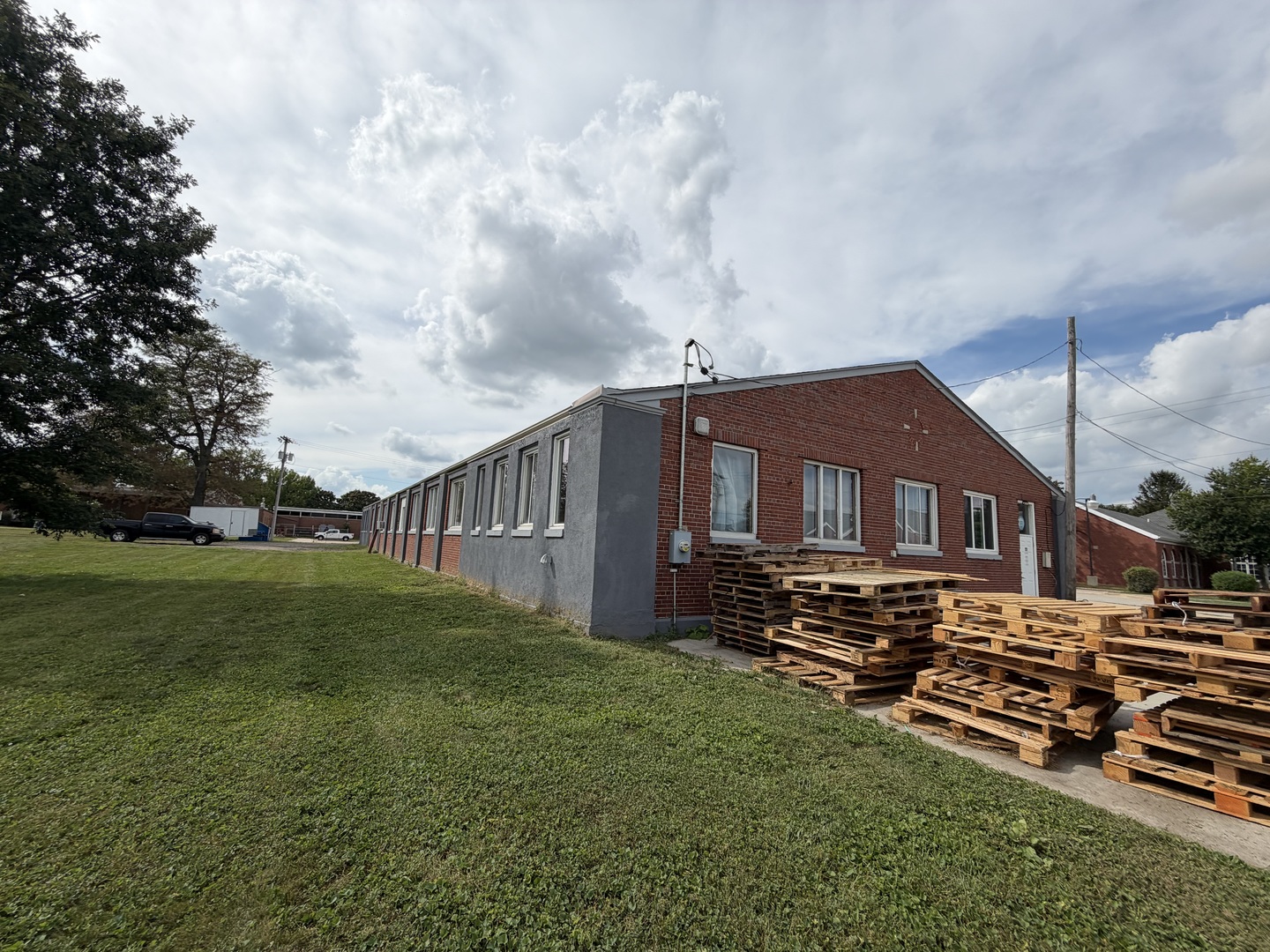 613 Oglesby Avenue Property Photo 4