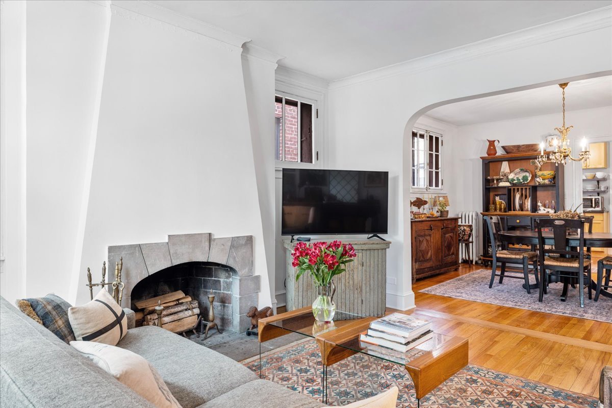 814 Michigan Avenue 2e Property Photo 5
