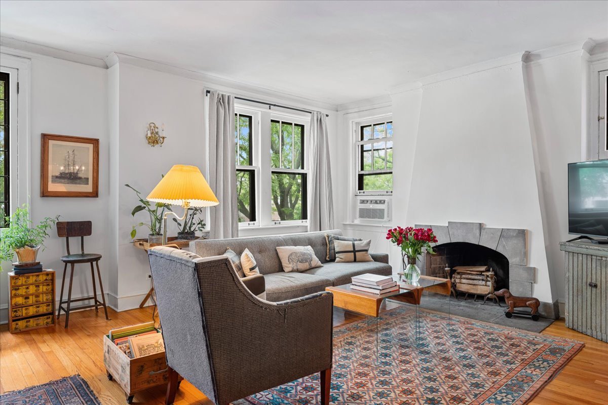 814 Michigan Avenue 2e Property Photo 6