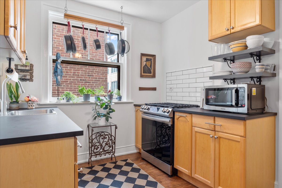 814 Michigan Avenue 2e Property Photo 9