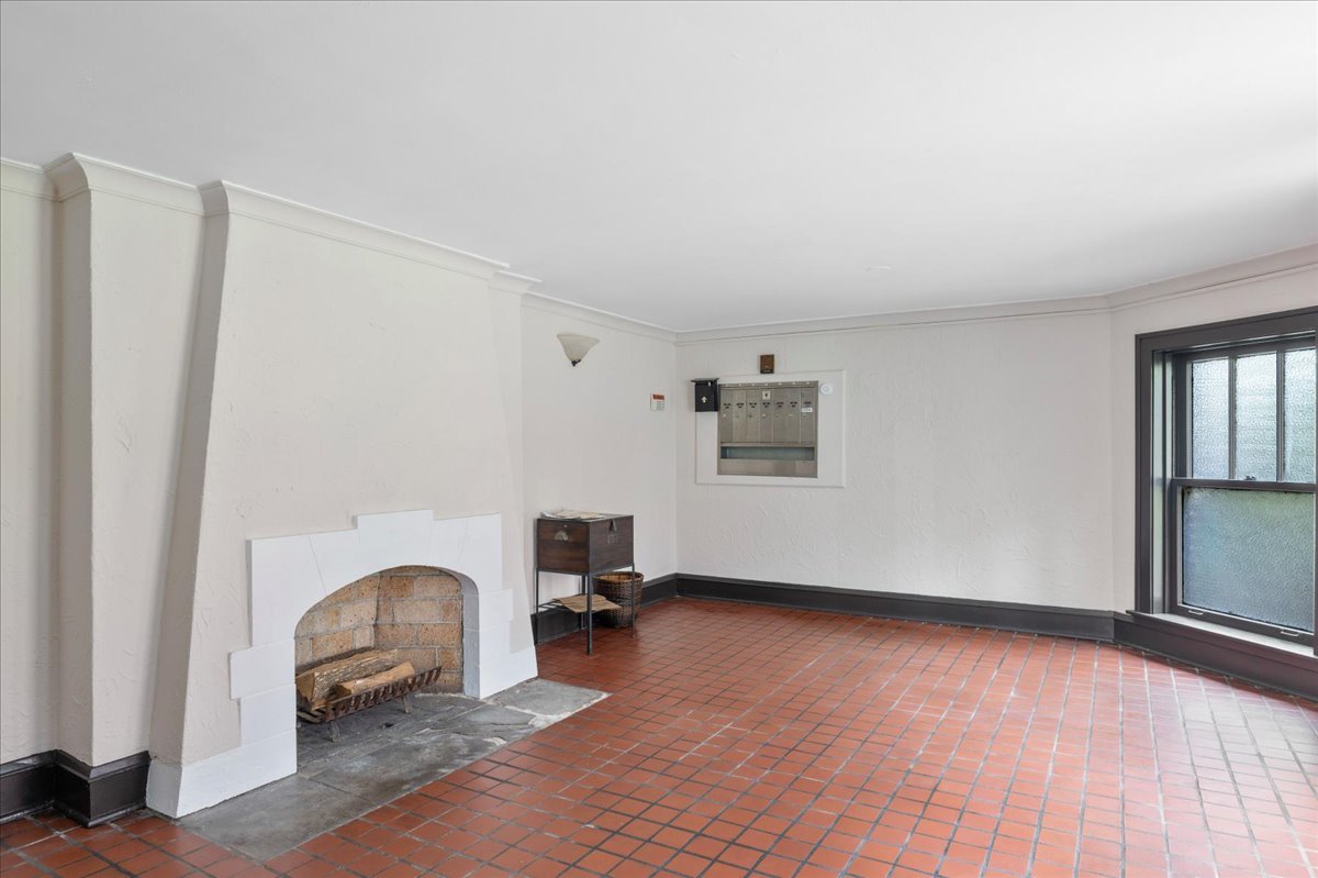814 Michigan Avenue 2e Property Photo 19