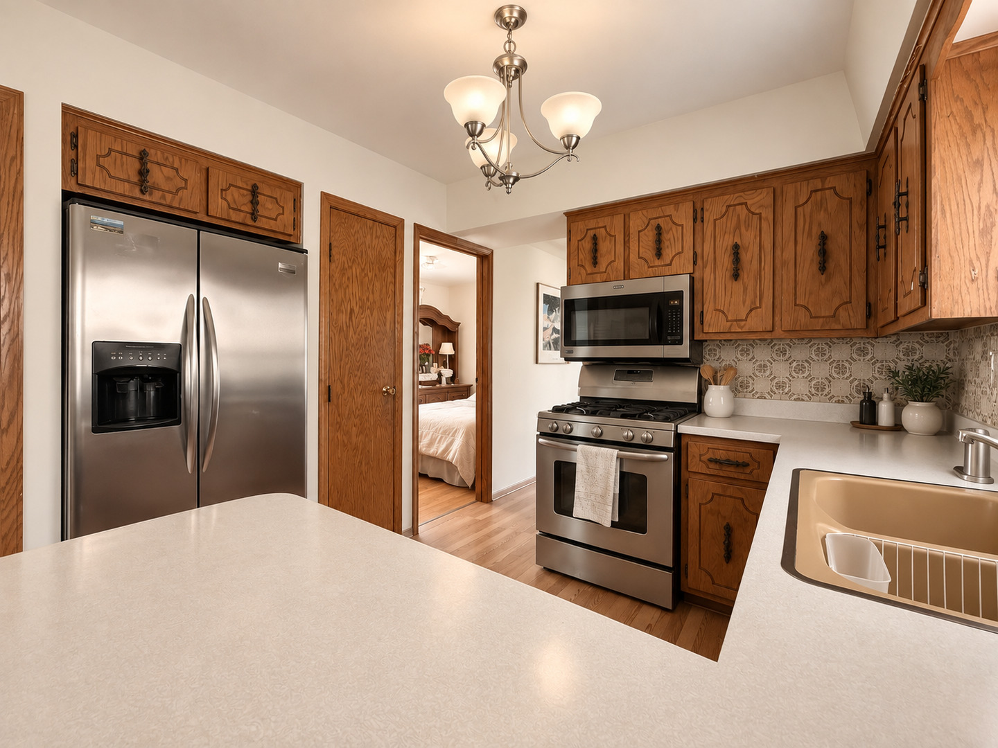 5303 S Parkside Avenue Property Photo 3