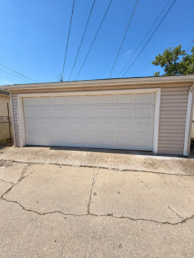 5303 S Parkside Avenue Property Photo 10