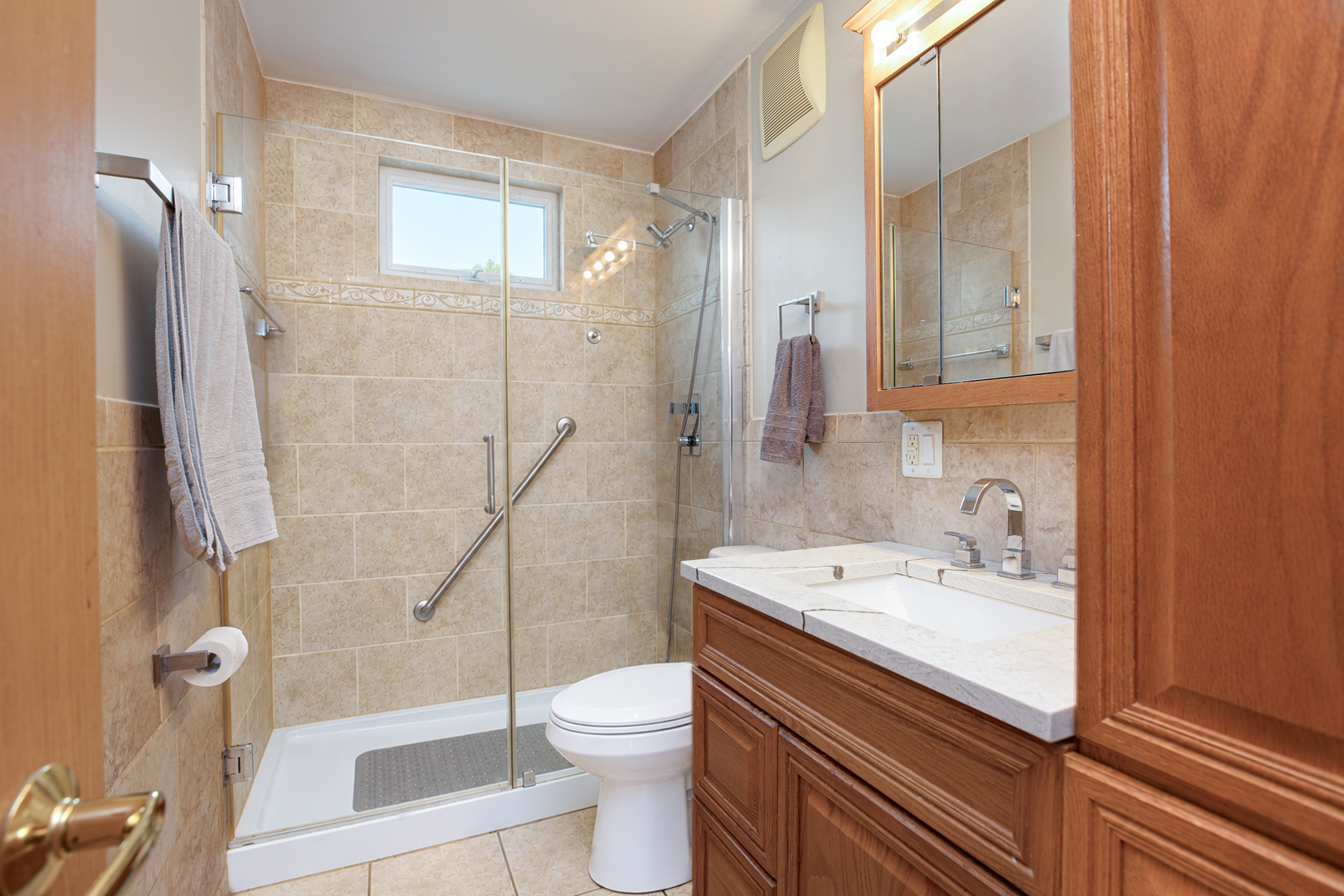 8196 Dartmouth Lane Property Photo 11