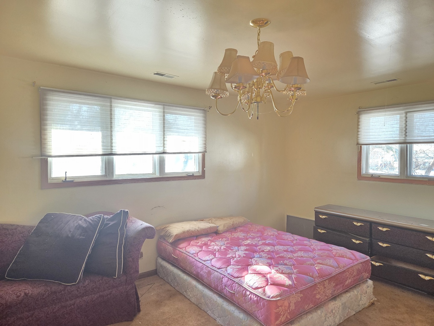 340 Nassau Street Property Photo 5