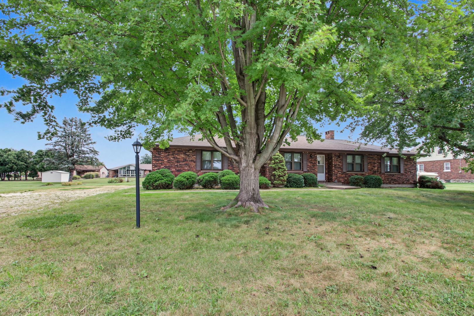 2319 S 8th Street Property Photo 3