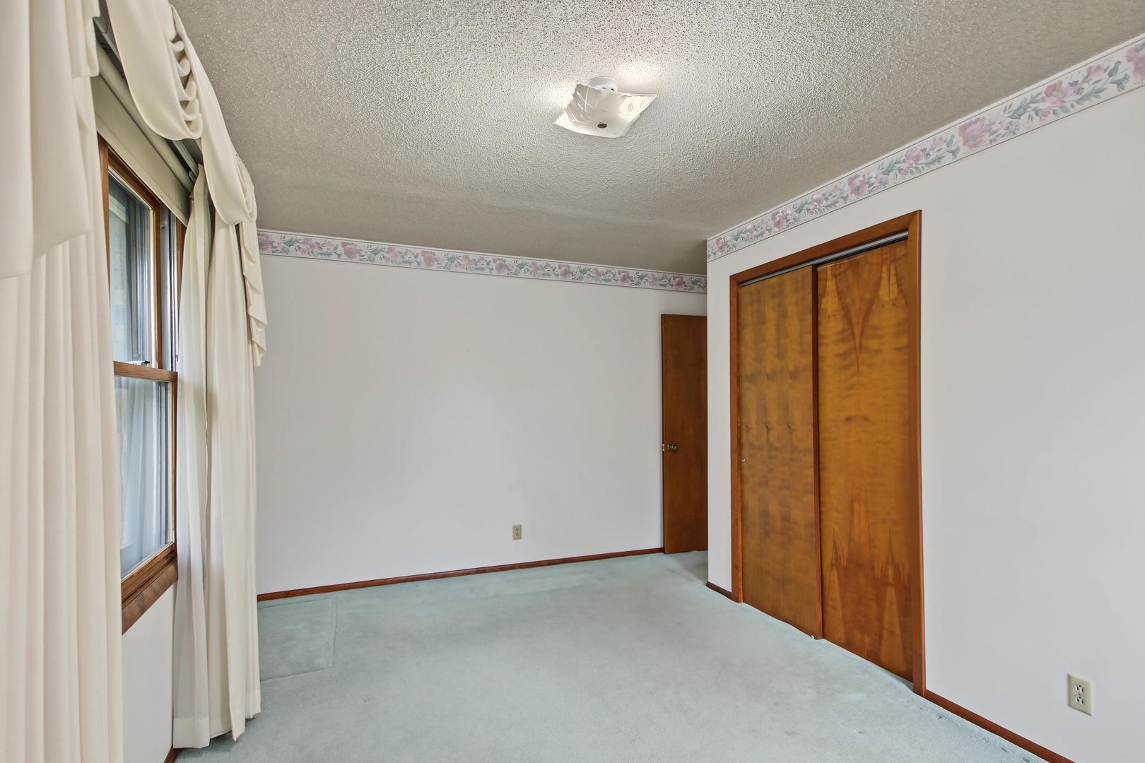 2319 S 8th Street Property Photo 17
