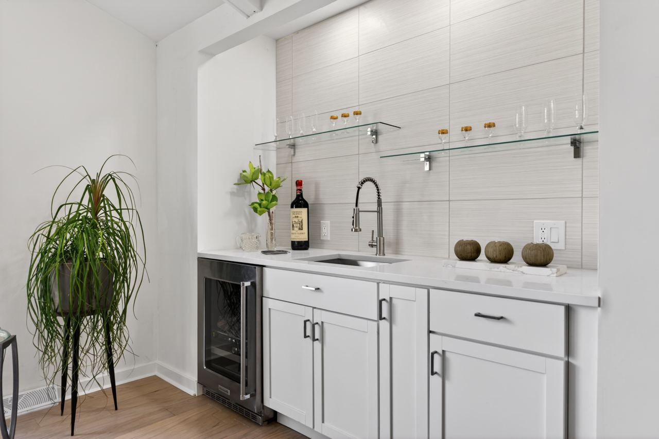 5075 Welsh Road Property Photo 12