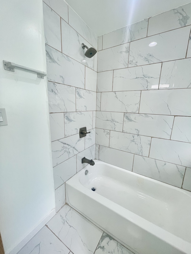 847 W 50th Street Property Photo 13