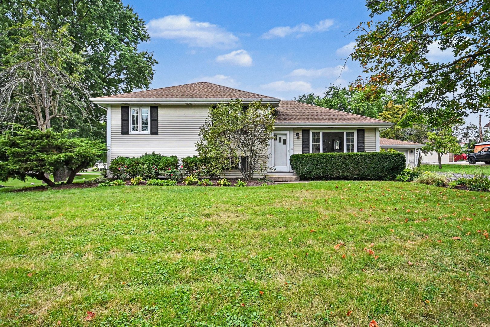 708 Glendale Drive Property Photo 1