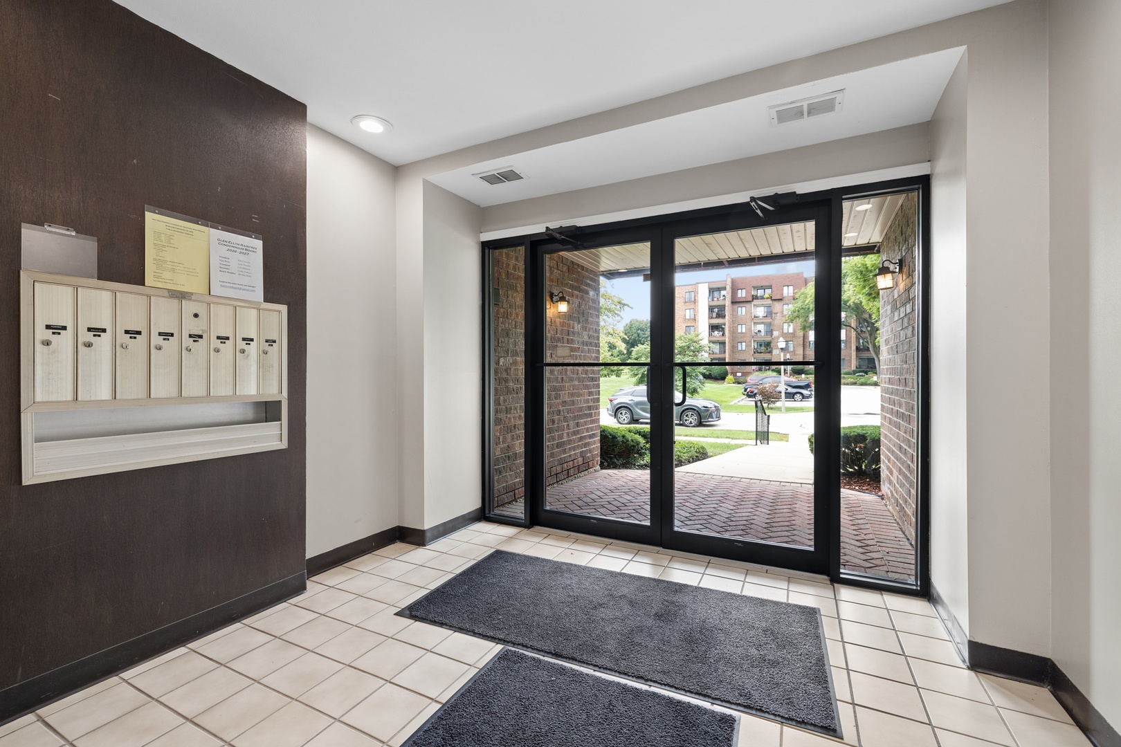 456 Raintree Court 2c Property Photo 2