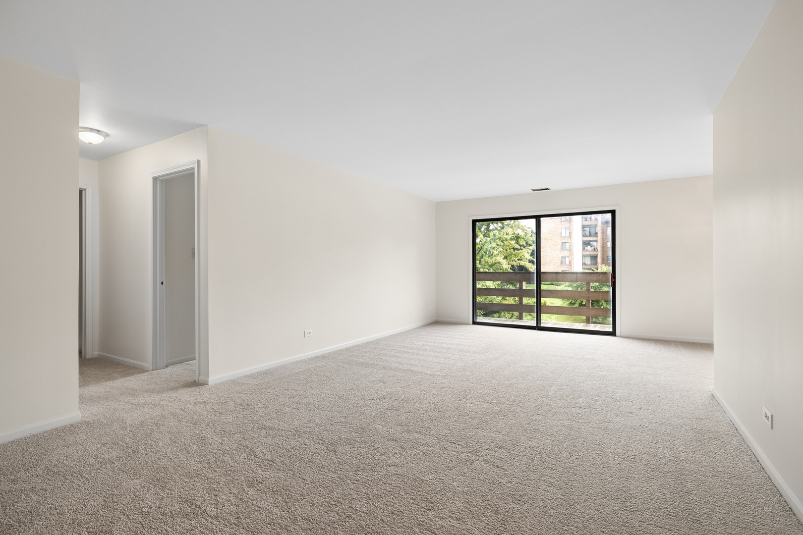456 Raintree Court 2c Property Photo 5