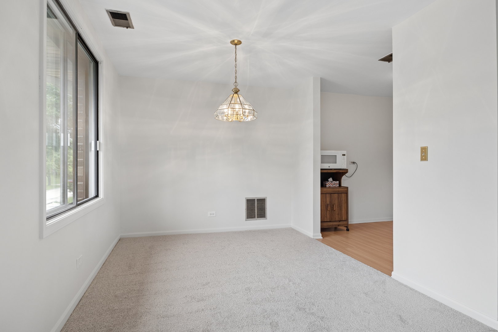 456 Raintree Court 2c Property Photo 6