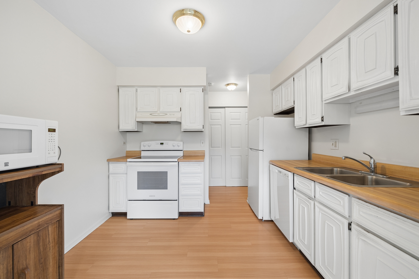 456 Raintree Court 2c Property Photo 7