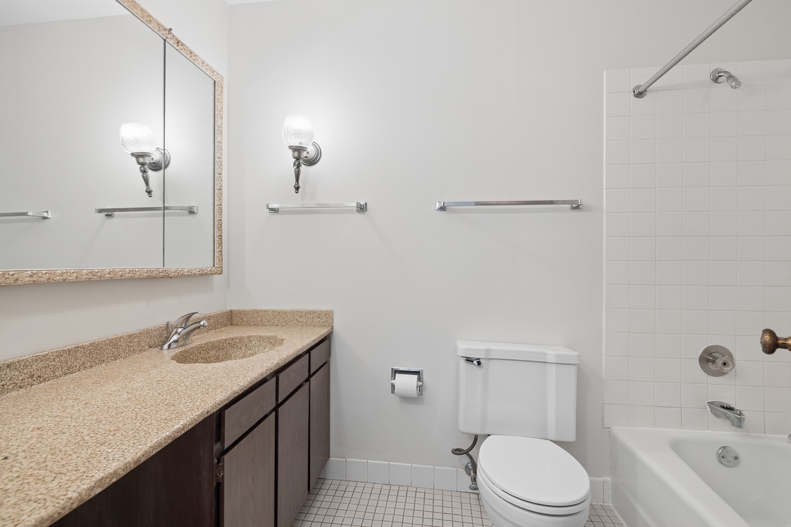 456 Raintree Court 2c Property Photo 11