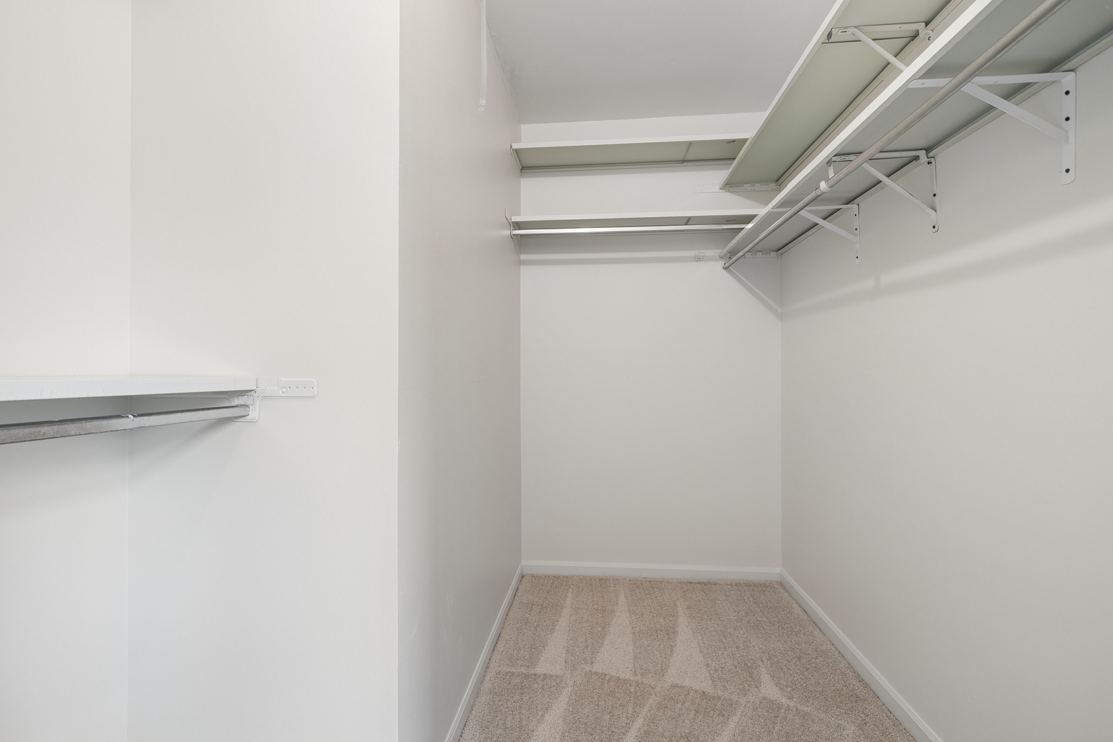 456 Raintree Court 2c Property Photo 12