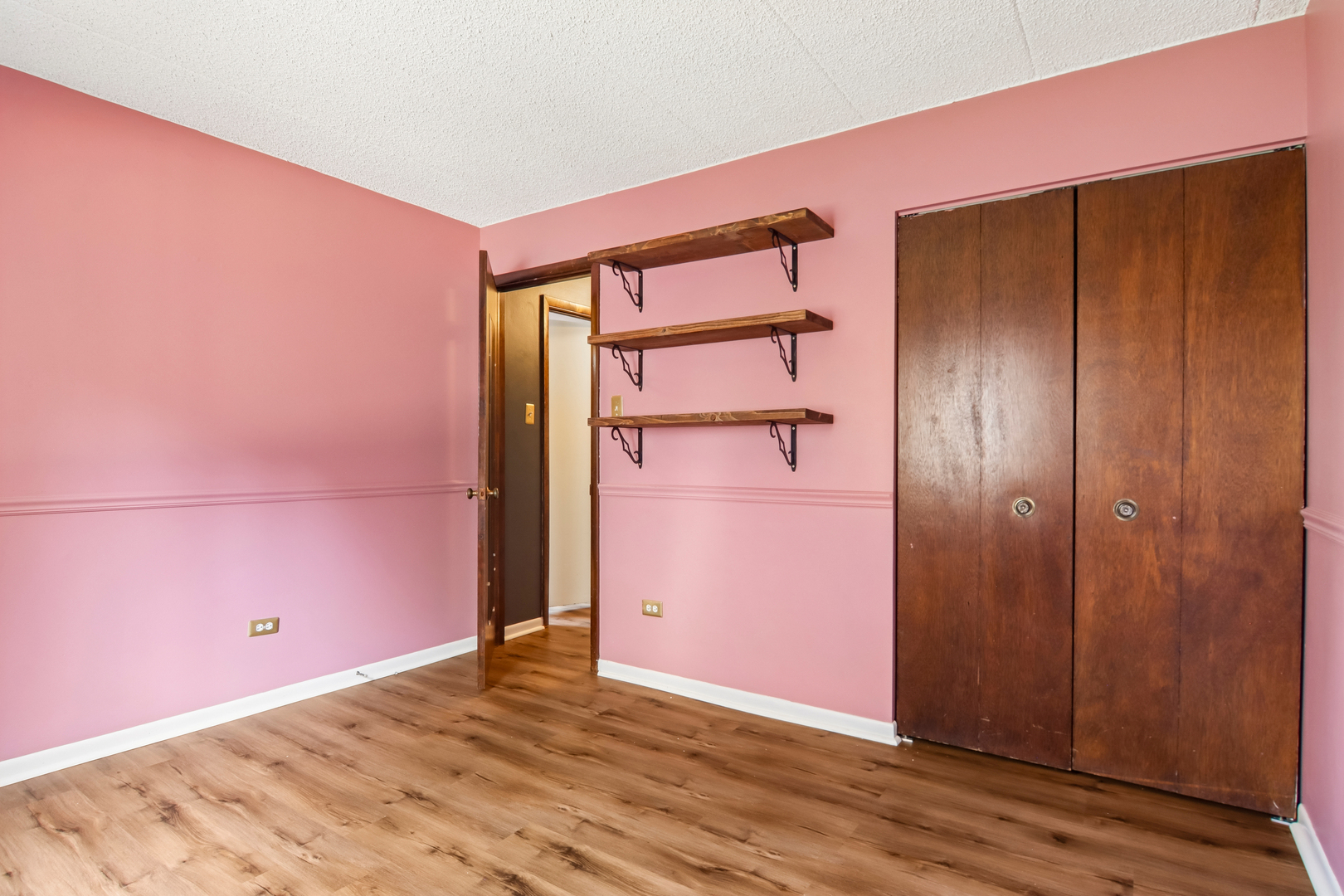 9555 Southwest Highway 1s Property Photo 14
