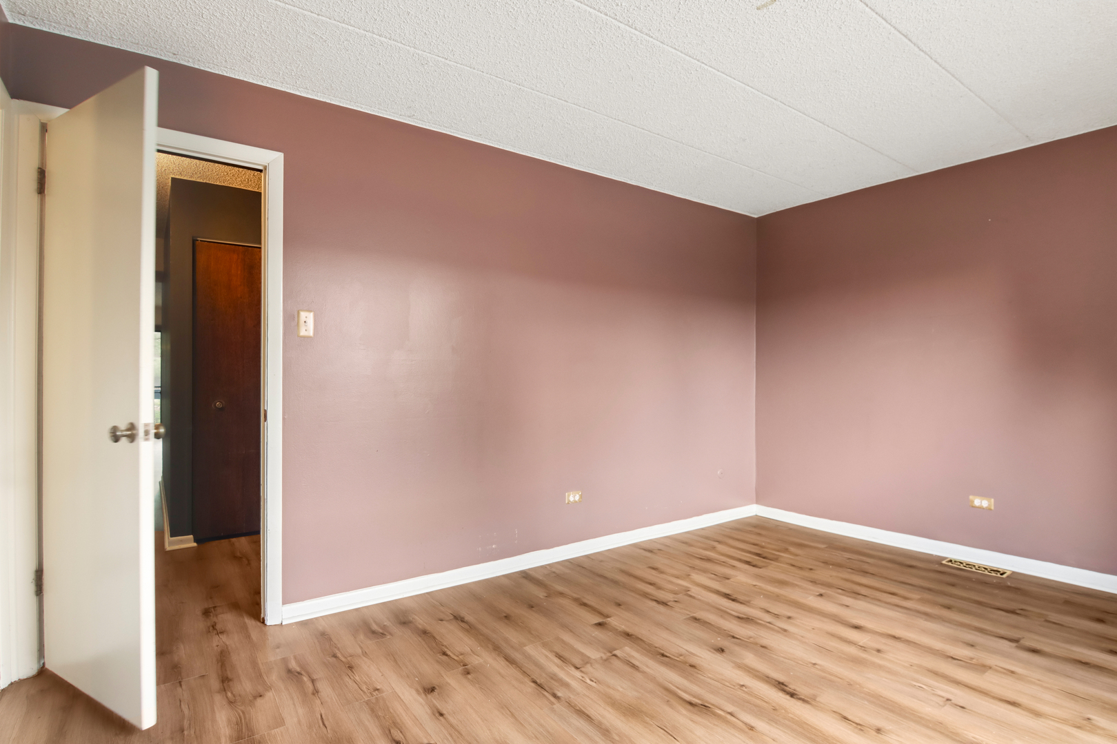 9555 Southwest Highway 1s Property Photo 15