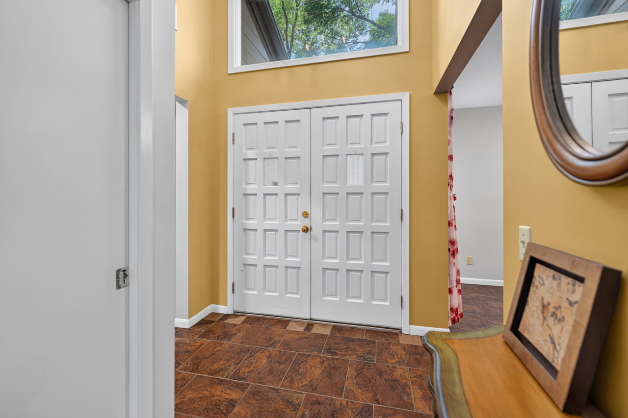5343 Winding Creek Road Property Photo 6