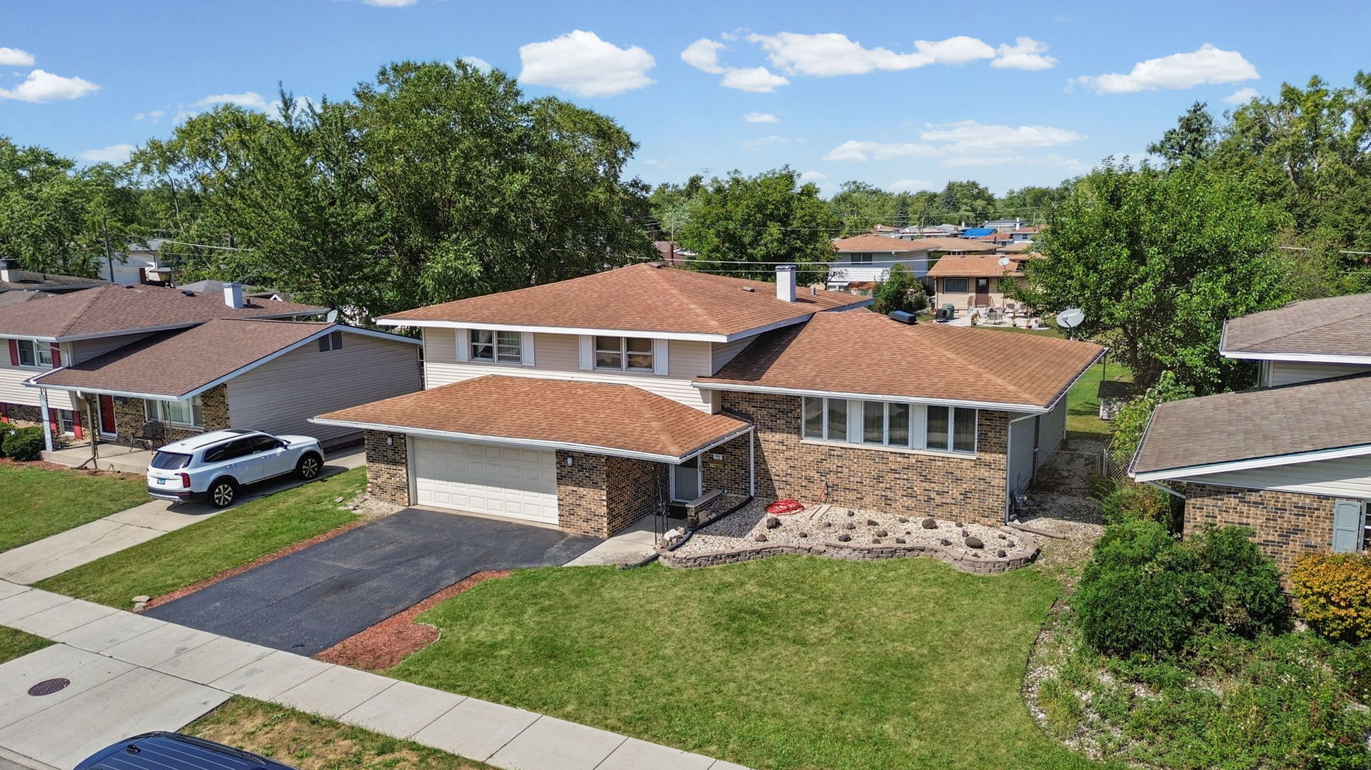 2936 193rd Street Property Photo 2