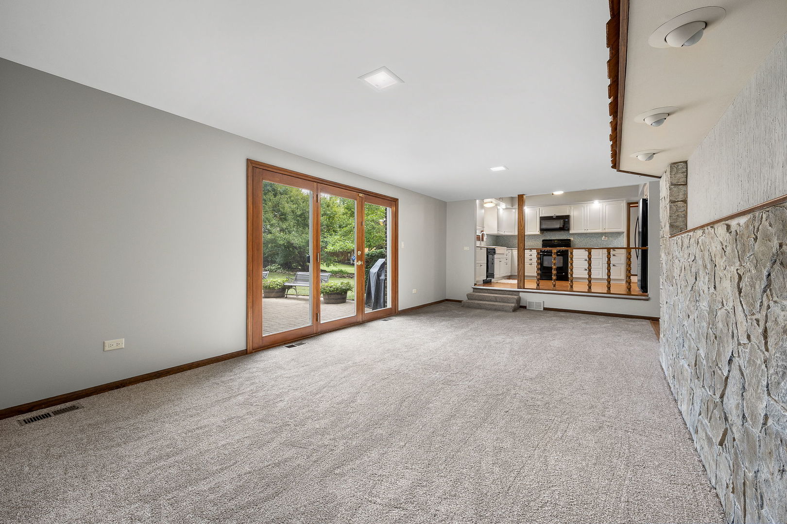 601 Menominee Lane Property Photo 16