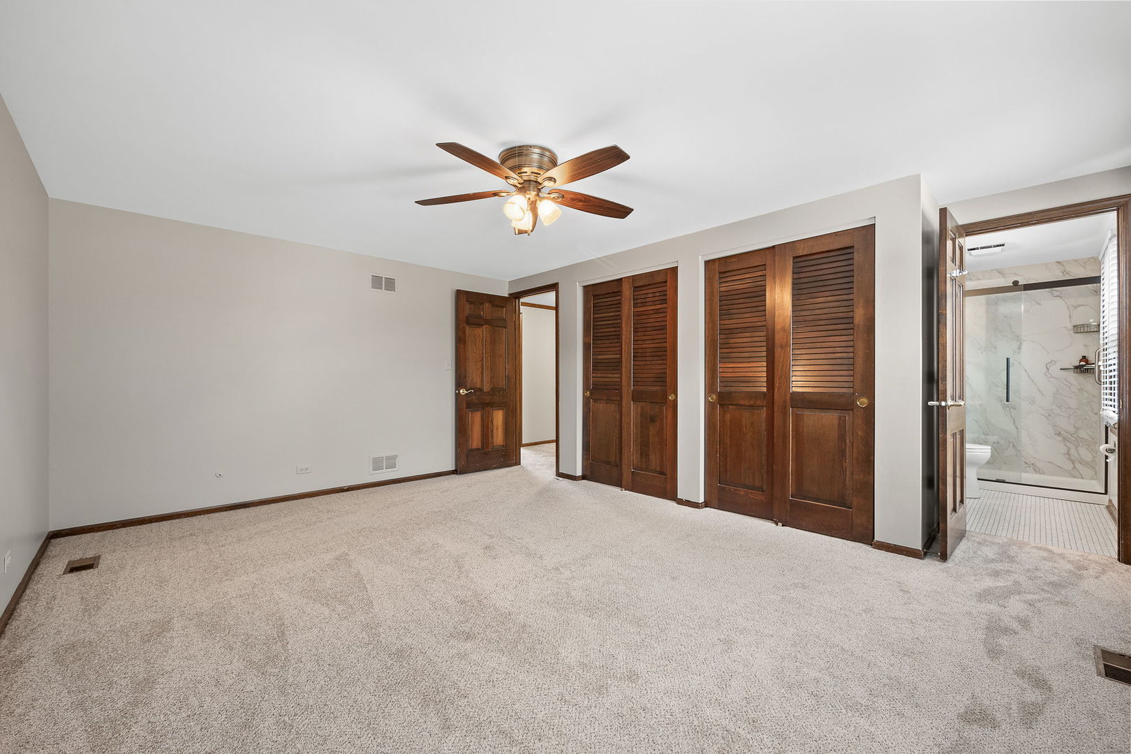 601 Menominee Lane Property Photo 19