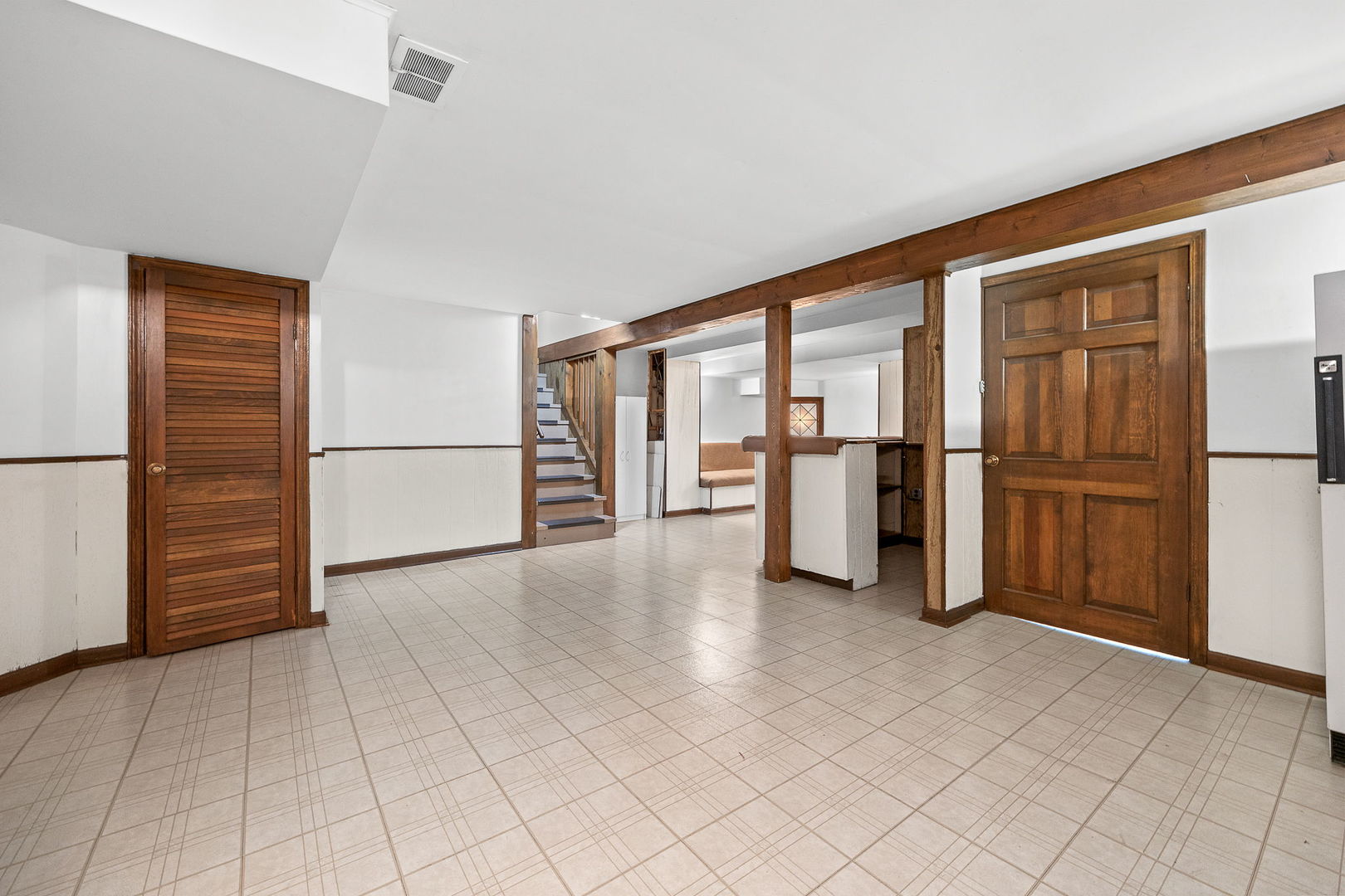 601 Menominee Lane Property Photo 29