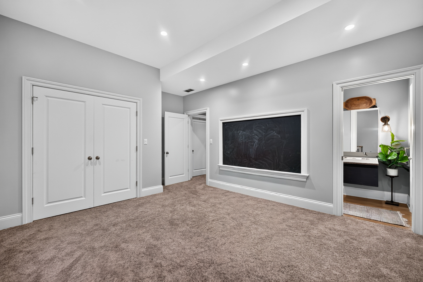928 Hastings Street Property Photo 65
