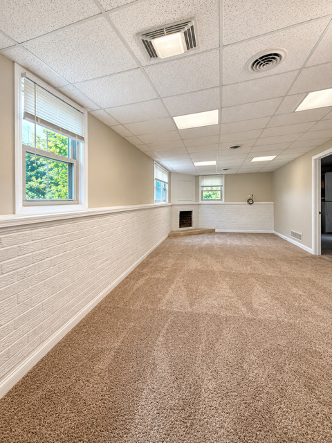 2347 N 45th Road Property Photo 19