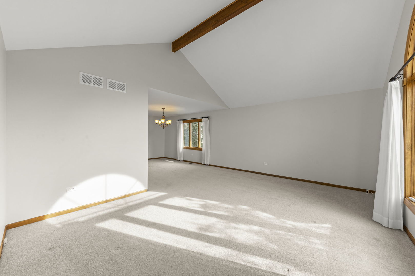 17349 Grange Drive Property Photo 4