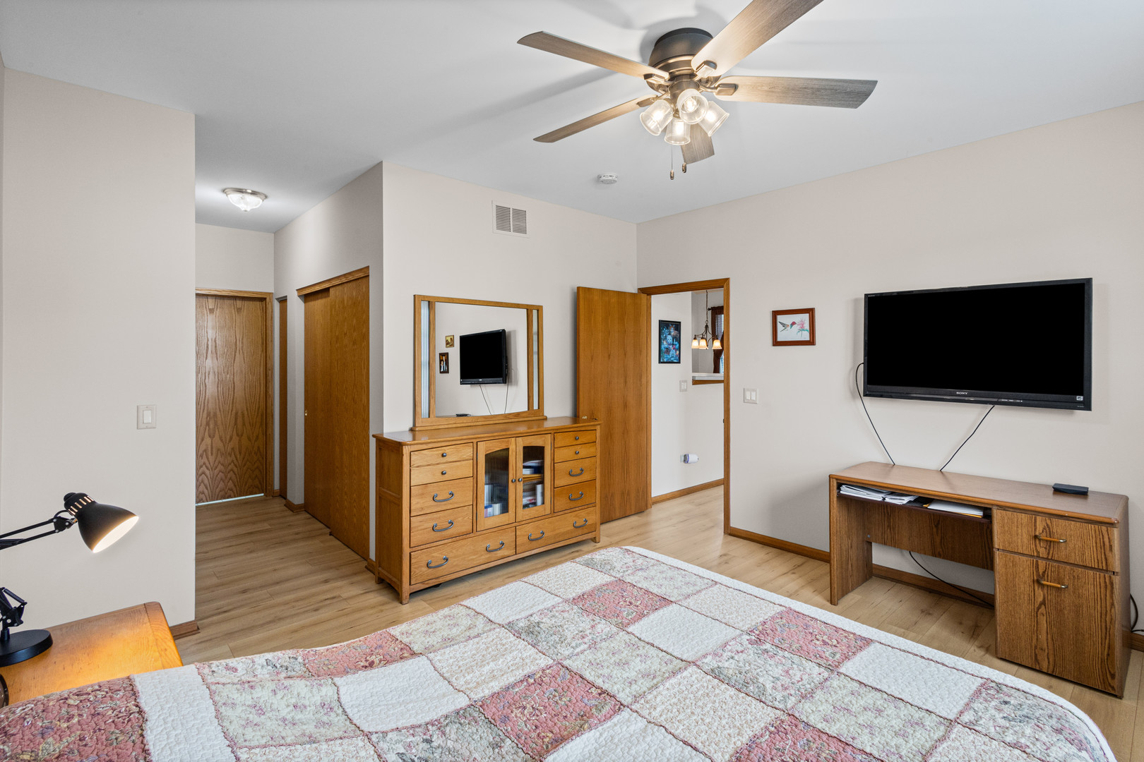 21452 Papoose Lake Drive 21452 Property Photo 6