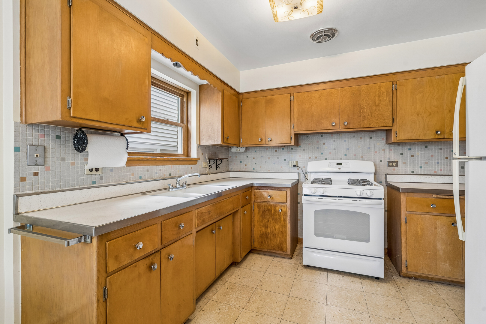 4923 N Kedvale Avenue Property Photo 15