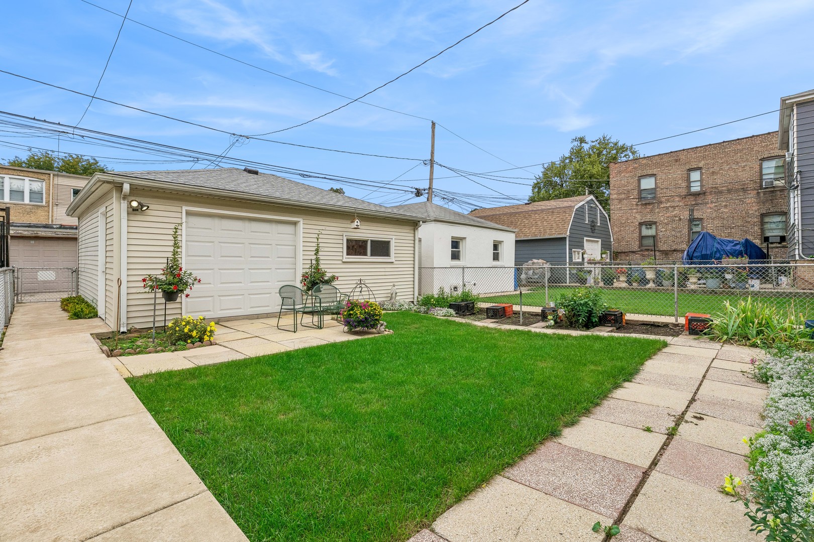 4923 N Kedvale Avenue Property Photo 24