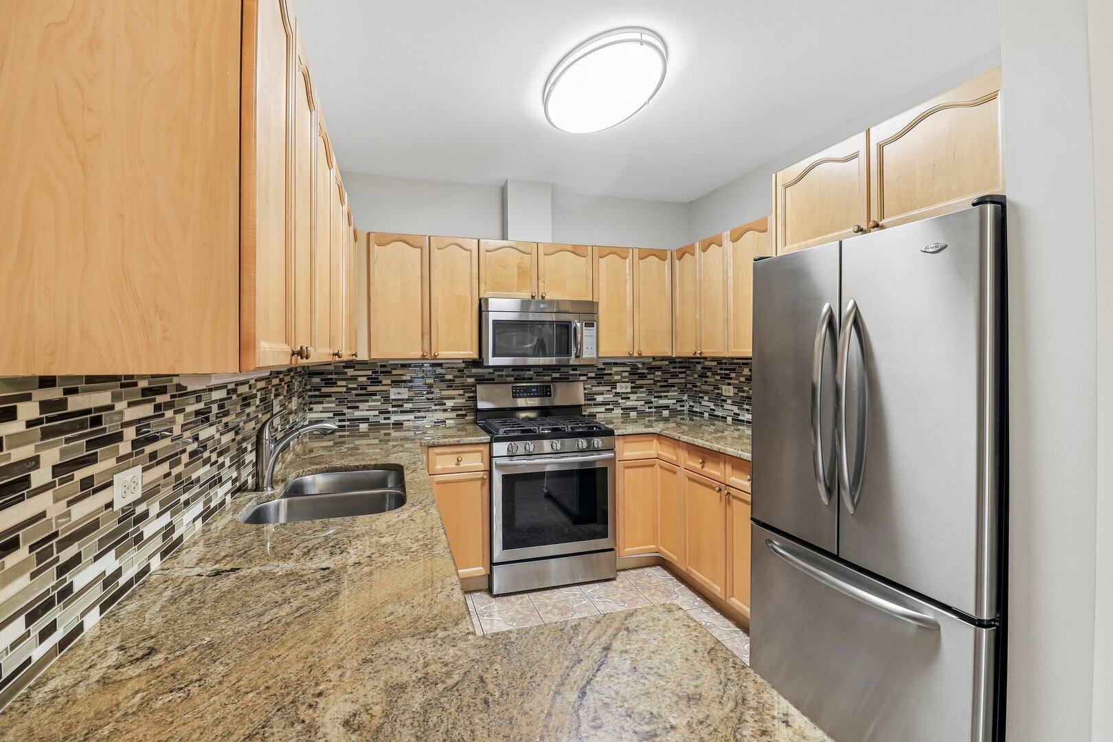 860 Weidner Road 404 Property Photo 10