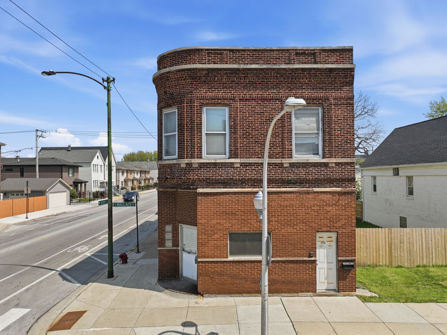 4135 S Wallace Street Property Photo 2