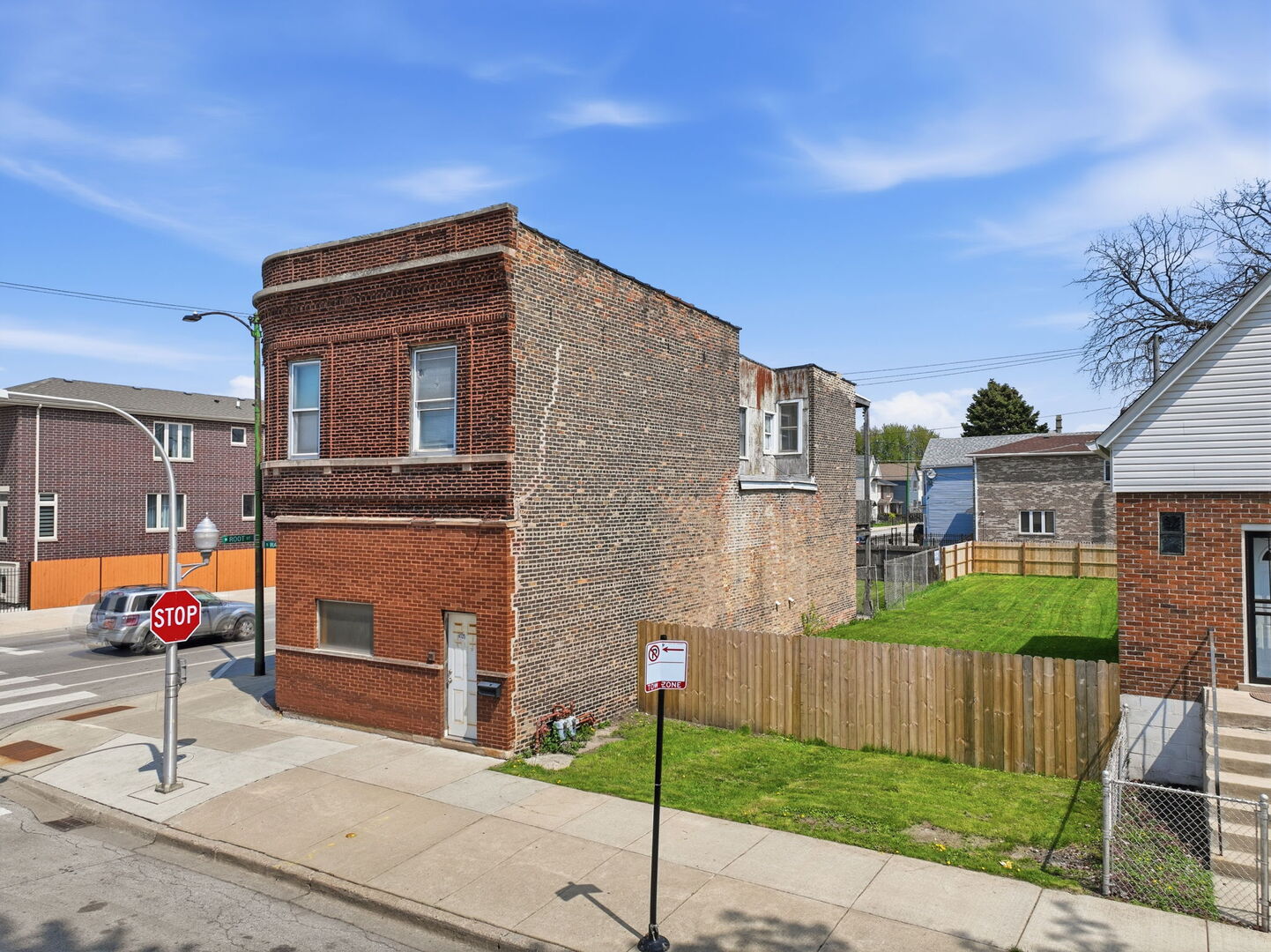 4135 S Wallace Street Property Photo 3