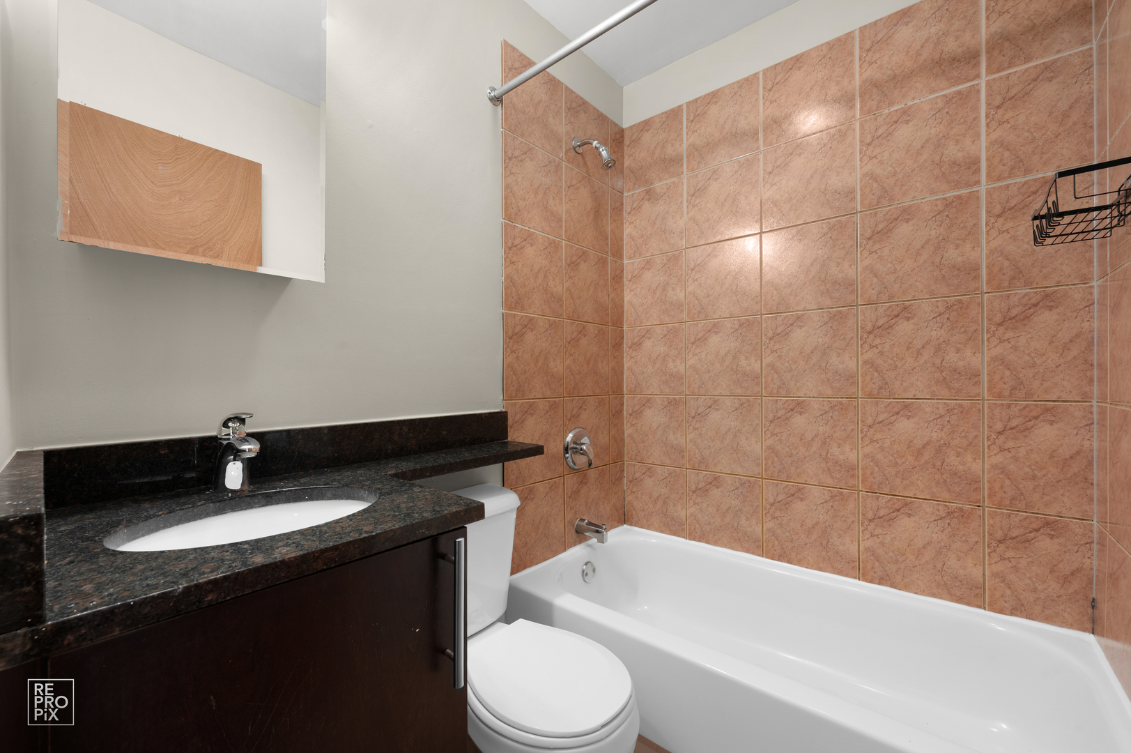 1904 W North Avenue 2 Property Photo 7