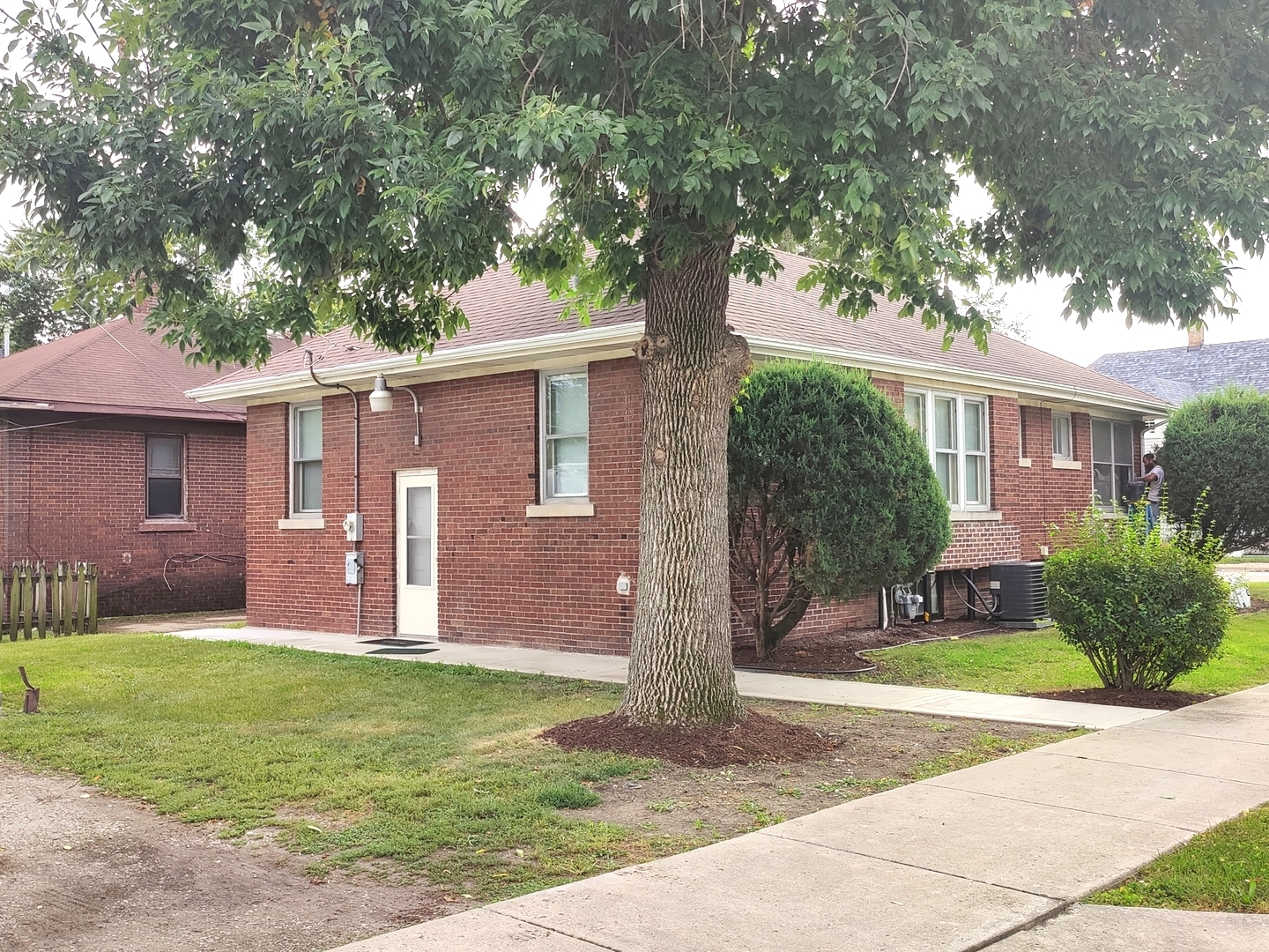 226 Henderson Avenue Property Photo 3